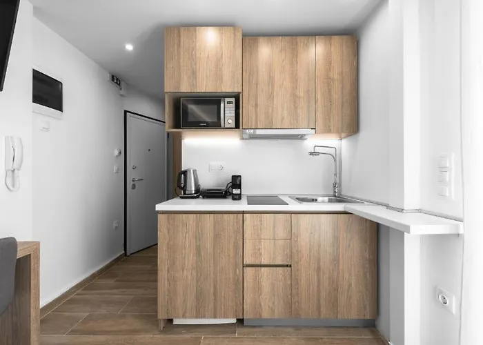 Penthouse Level 9, Nilie Hospitality Mgmt Салоники